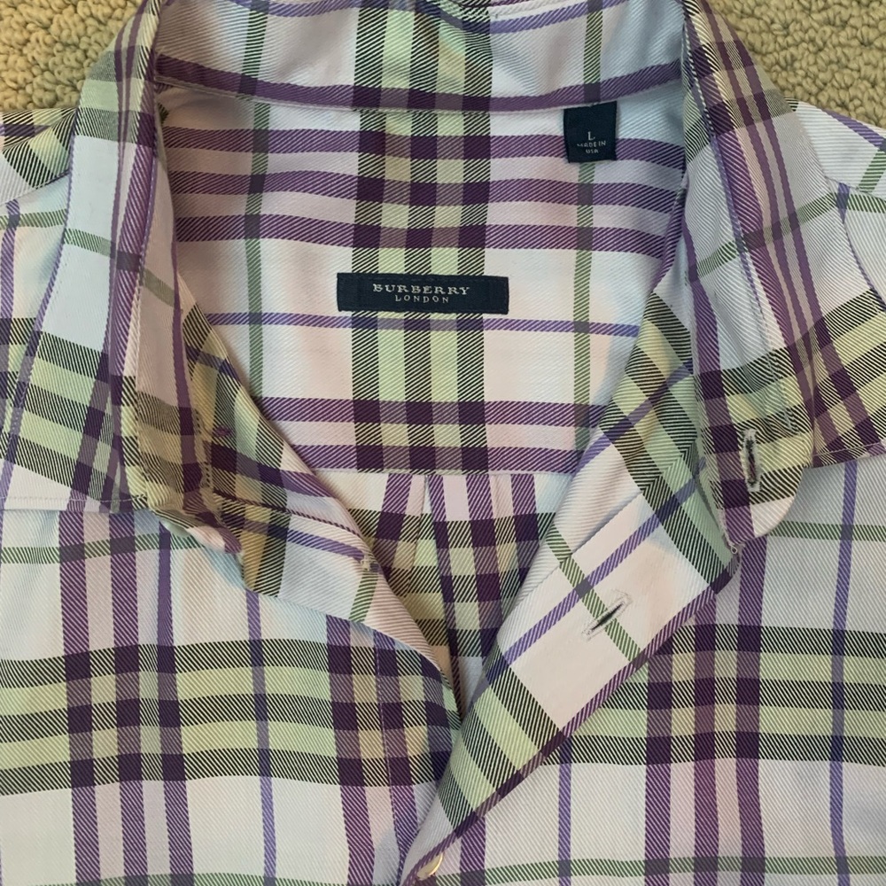 Burberry Button-Up shirt- size  Large